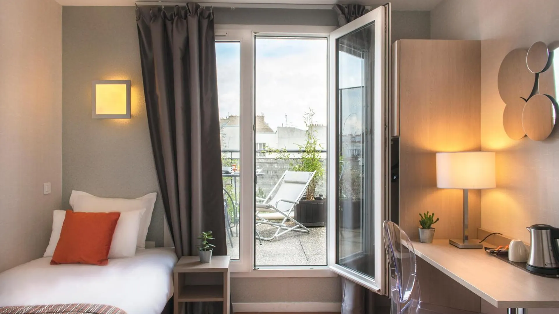 פריז Diese Hotel Bastille 3*,