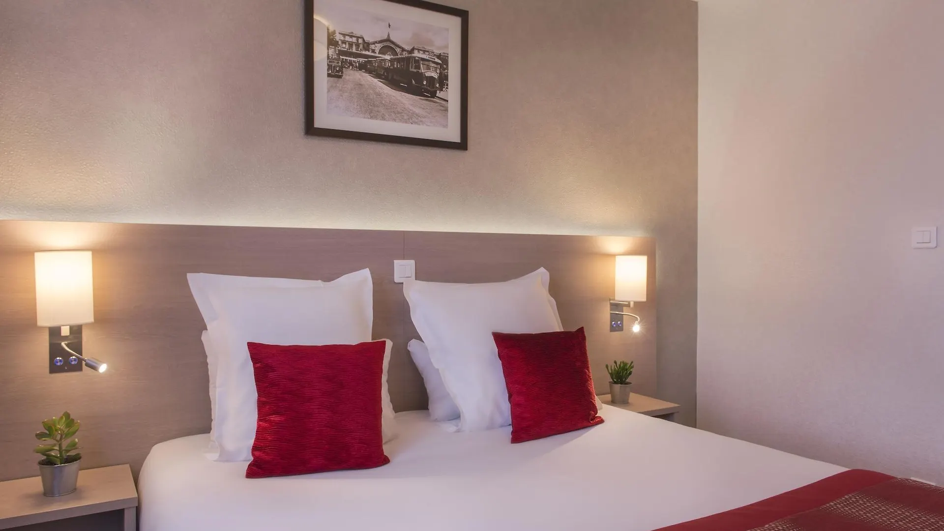 Diese Hotel Bastille Paris